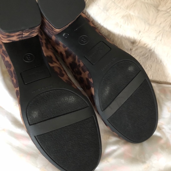 “Libby Edelman” Jenna Leopard Print Pump - Picture 4 of 4